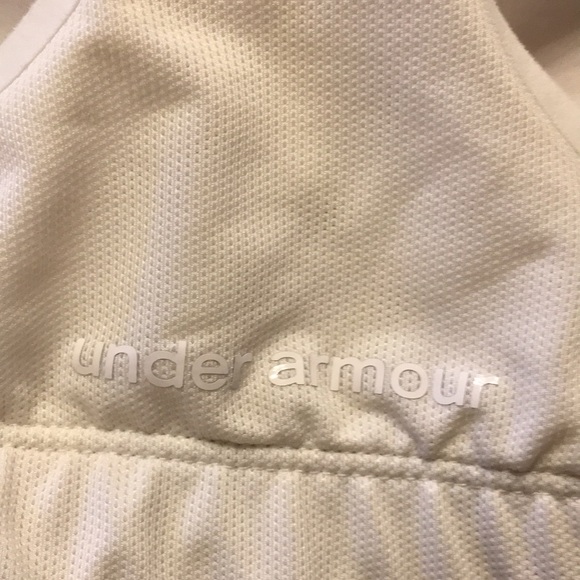 Under Armour - Picture 3 of 4